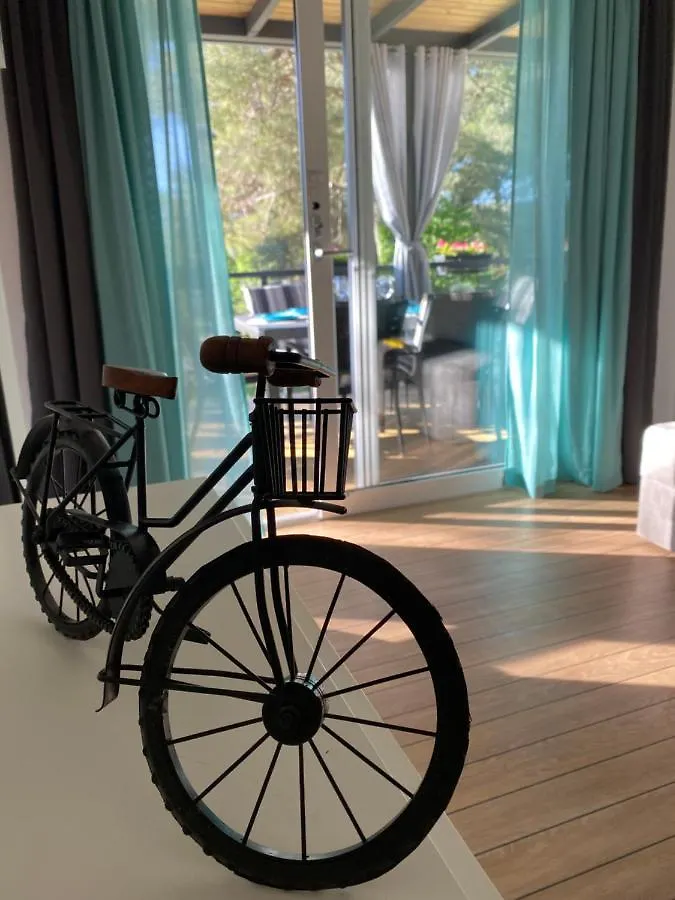 Campsite Mobile Home Biondina Camp Porton Nature Hideouts Rovinj Croatia